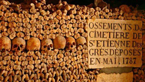 Catacombes à Paris