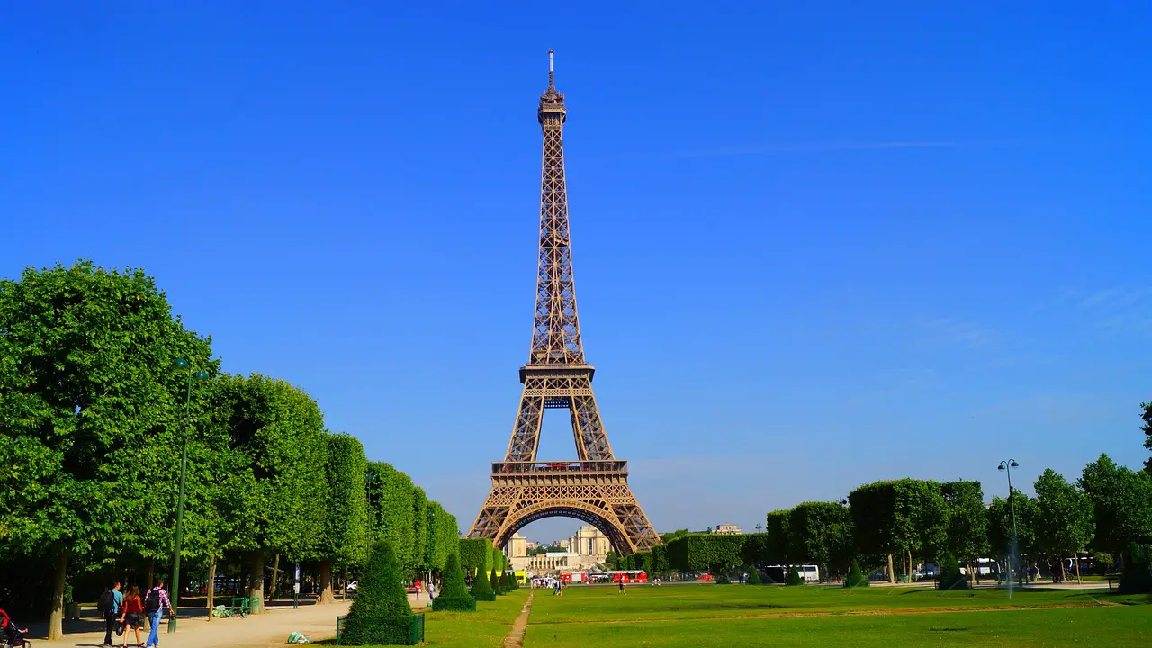 le fer de tour eiffel