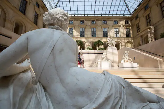 Un tour au Louvre
